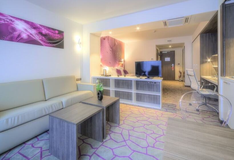 B&b Hotel Mons Centre