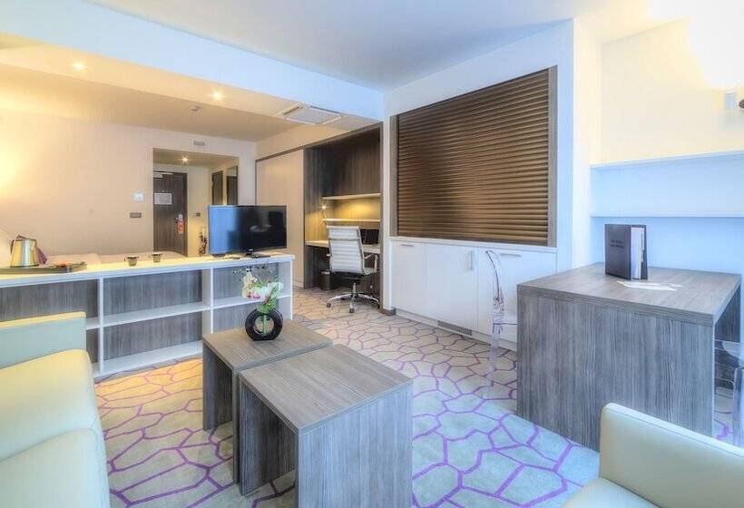 B&b Hotel Mons Centre