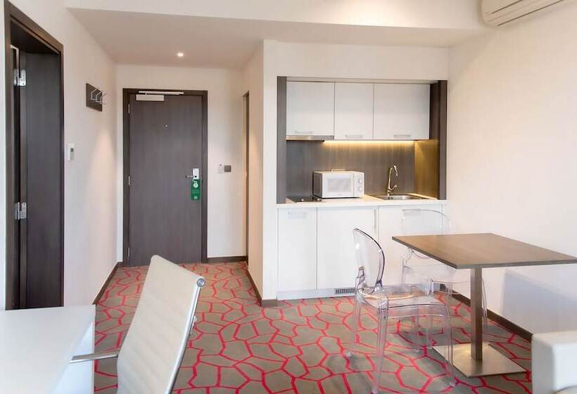 B&b Hotel Mons Centre