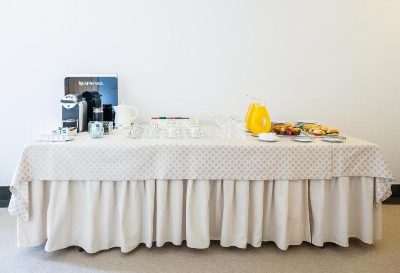 Отель LIVVO Volcán Lanzarote