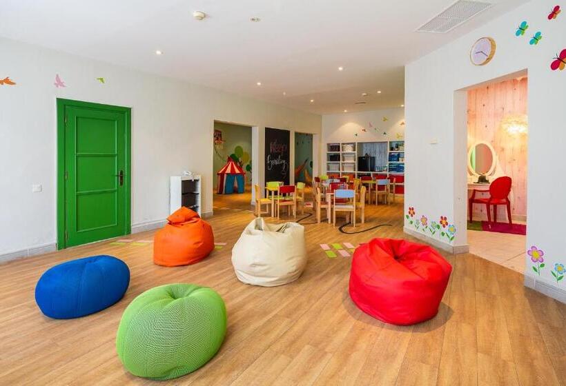 Отель LIVVO Volcán Lanzarote