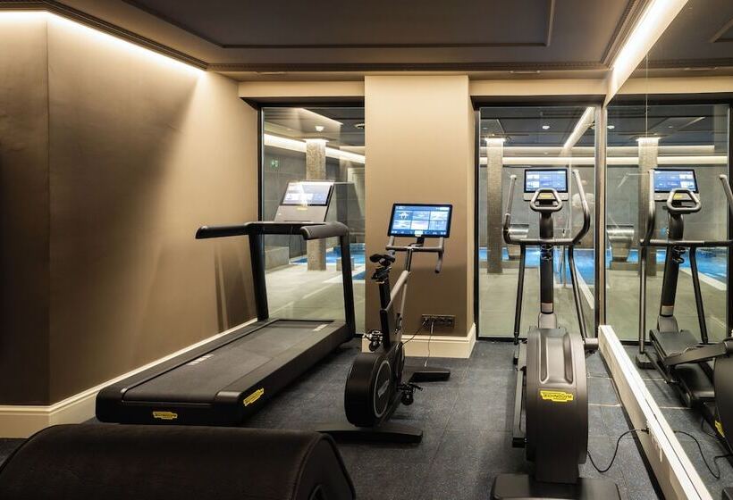 ホテル Luze Boutique San Sebastian