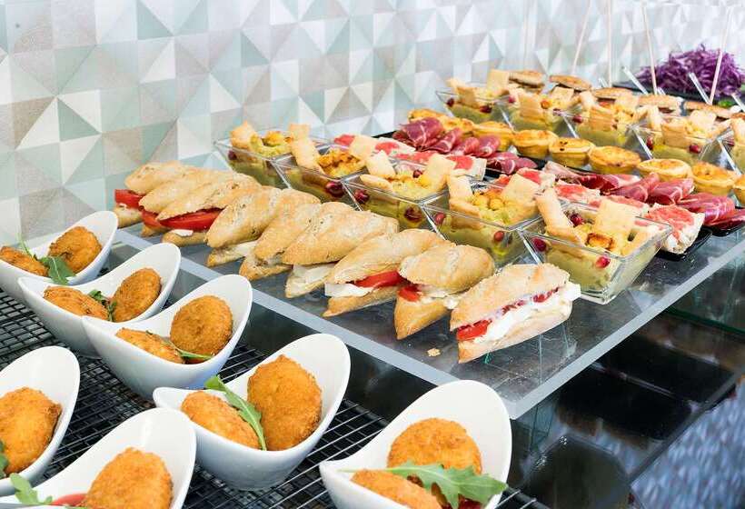 هتل Malaga Alameda Centro Affiliated By Meliá