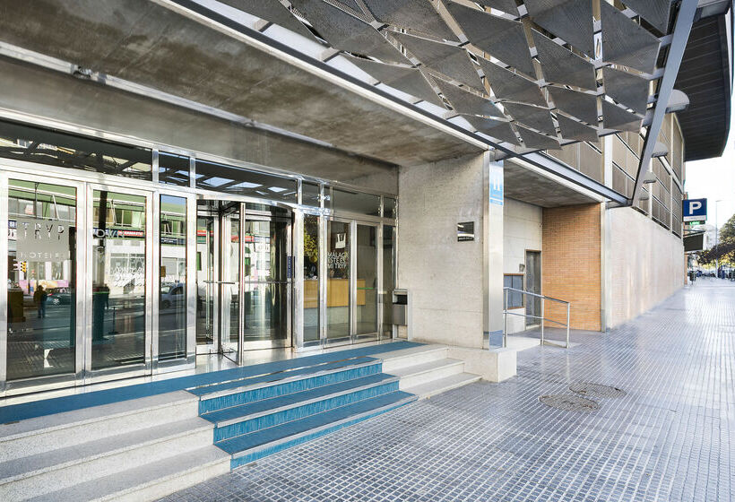 هتل Malaga Alameda Centro Affiliated By Meliá