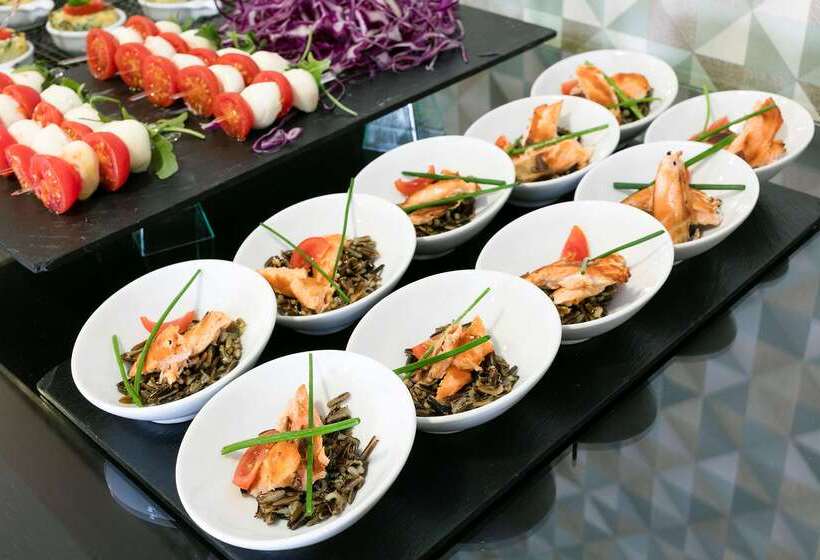 هتل Malaga Alameda Centro Affiliated By Meliá