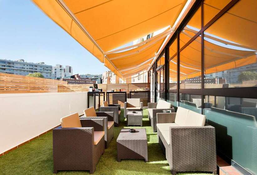 هتل Malaga Alameda Centro Affiliated By Meliá