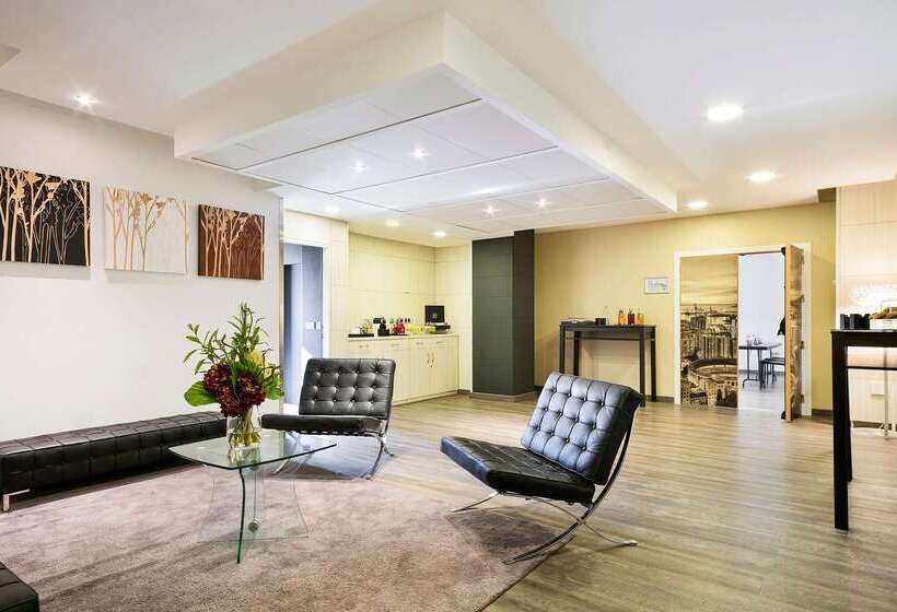 هتل Malaga Alameda Centro Affiliated By Meliá