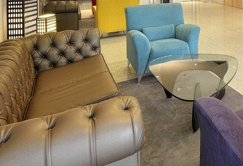 هتل Malaga Alameda Centro Affiliated By Meliá