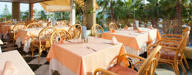 ホテル Marbella Playa