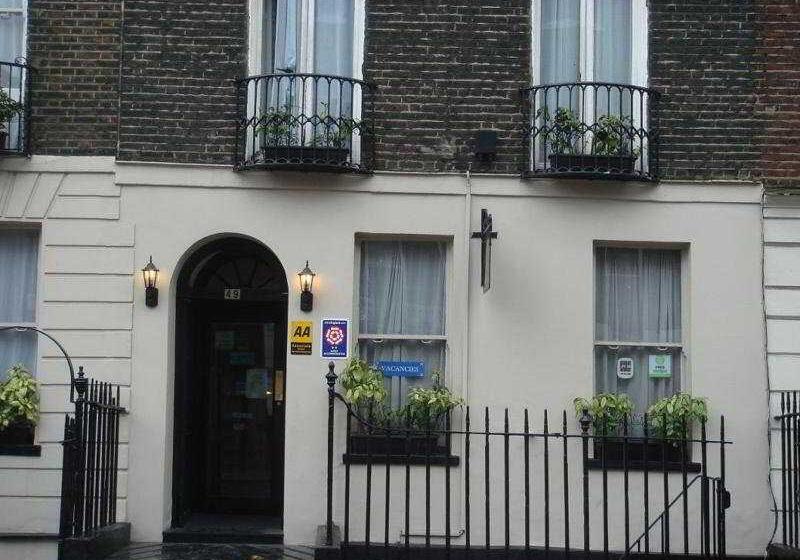 Отель Marble Arch Inn