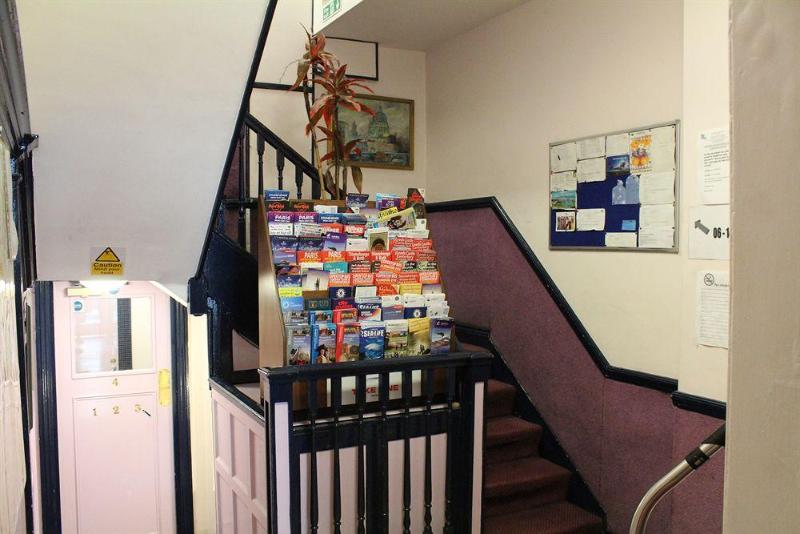 Отель Marble Arch Inn