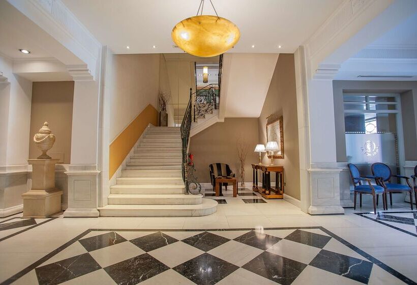 فندق Valladolid Recoletos