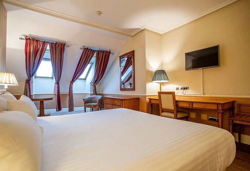 فندق Valladolid Recoletos