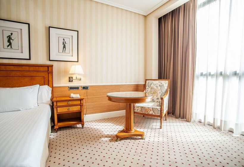 فندق Valladolid Recoletos