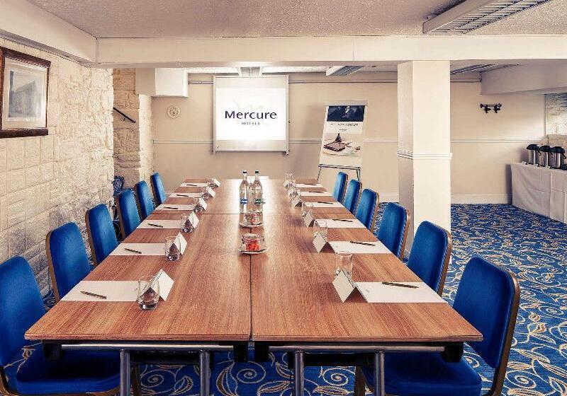 בית מלון כפרי Mercure Perth