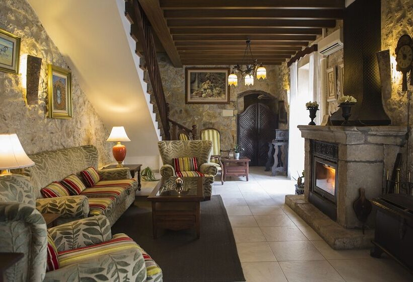 Monnaber Nou Finca Hotel & Spa