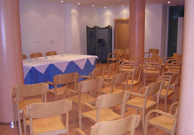 فندق Neptuno By On Group