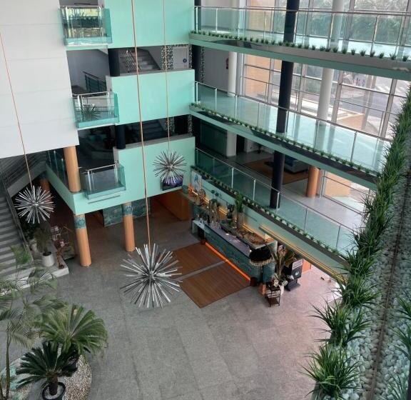 هتل Neptuno By On Group