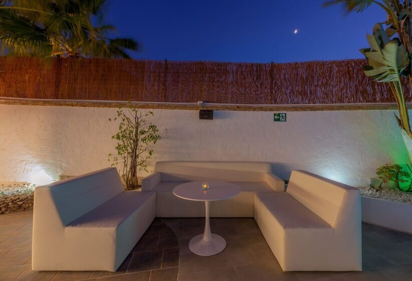 ホテル Boutique Sibarys   Adults Recommended