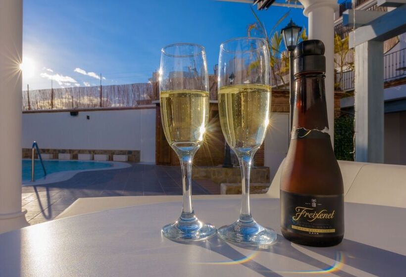 ホテル Boutique Sibarys   Adults Recommended