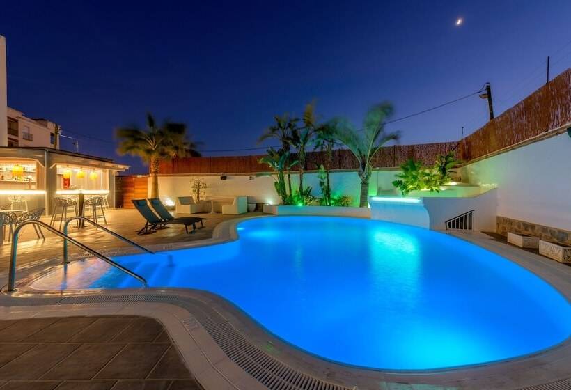 ホテル Boutique Sibarys   Adults Recommended