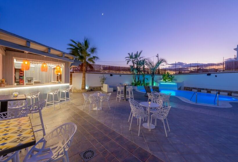 ホテル Boutique Sibarys   Adults Recommended