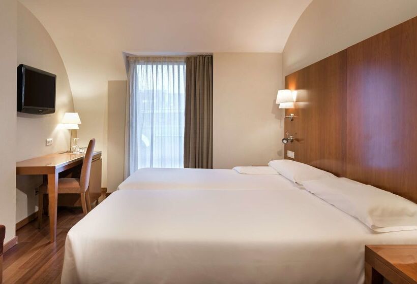 هتل NH Zamora Palacio Del Duero