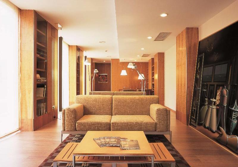 هتل NH Zamora Palacio Del Duero