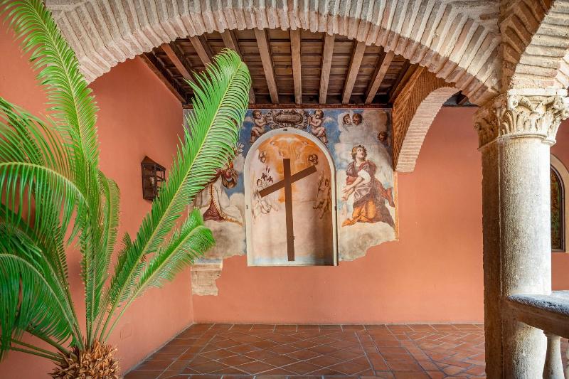 هتل Palacio De Santa Paula, Autograph Collection