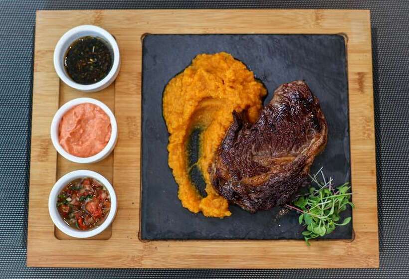 هتل Palladium Business