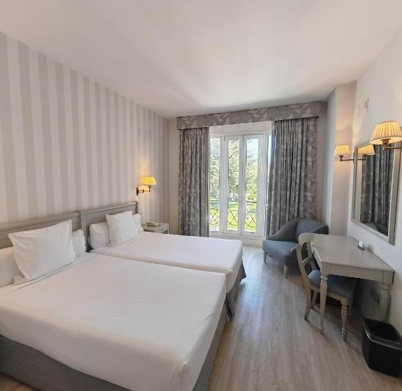 فندق Pax Torrelodones