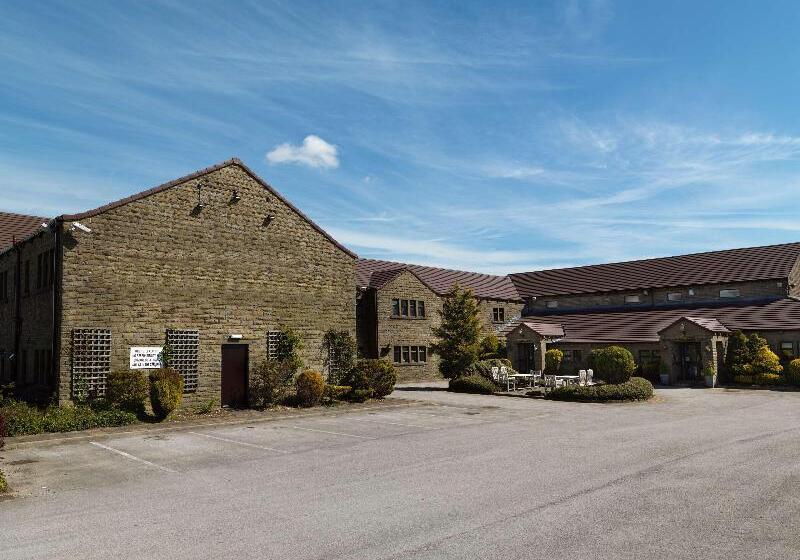 בית מלון כפרי Pennine Manor