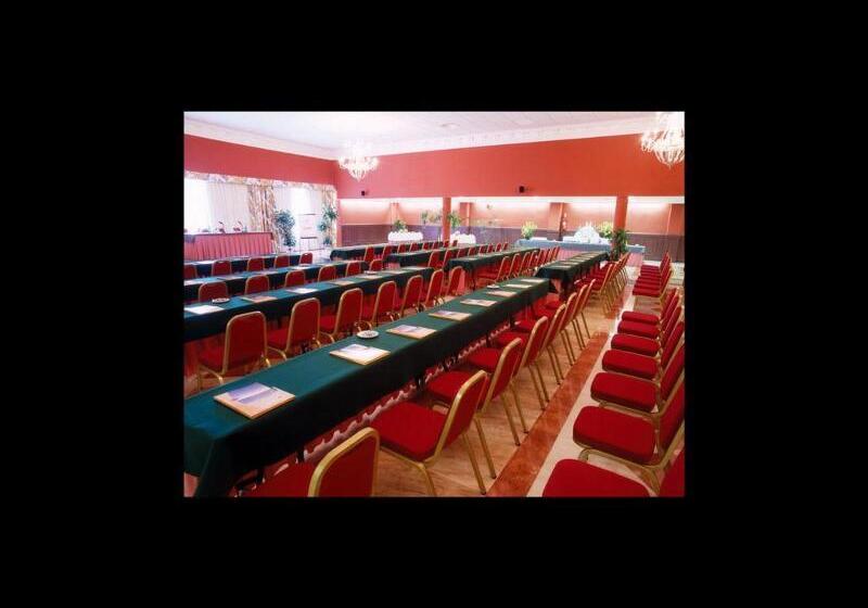 Отель Playaballena