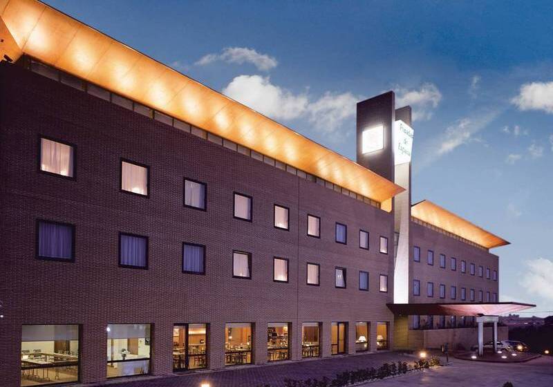 فندق Posadas De Espana Paterna