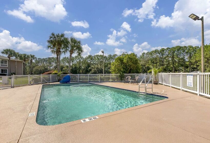 فندق Quality Inn Conference Center At Citrus Hills