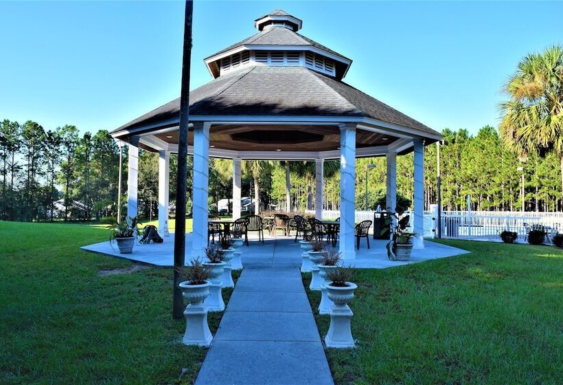 فندق Quality Inn Conference Center At Citrus Hills