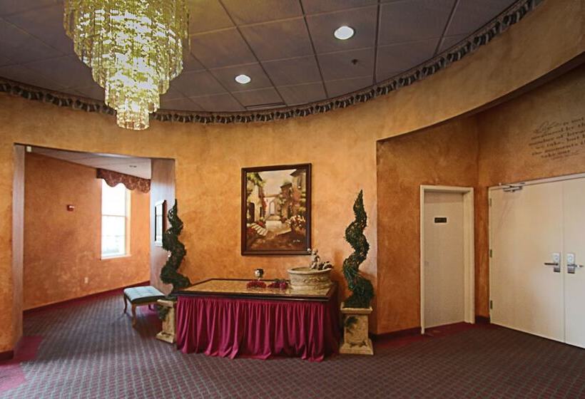 فندق Quality Inn Conference Center At Citrus Hills