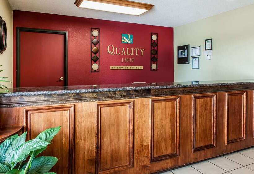 ホテル Quality Inn Lewisport