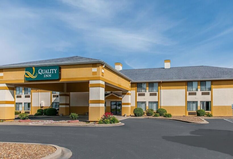 ホテル Quality Inn Lewisport