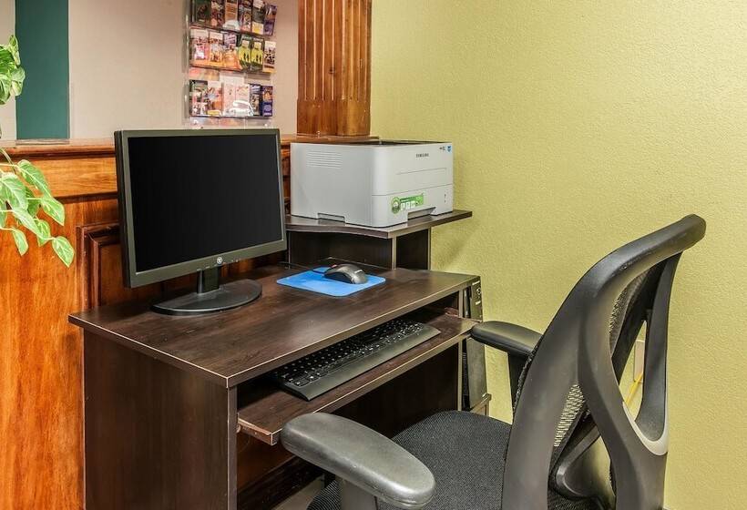 ホテル Quality Inn Lewisport