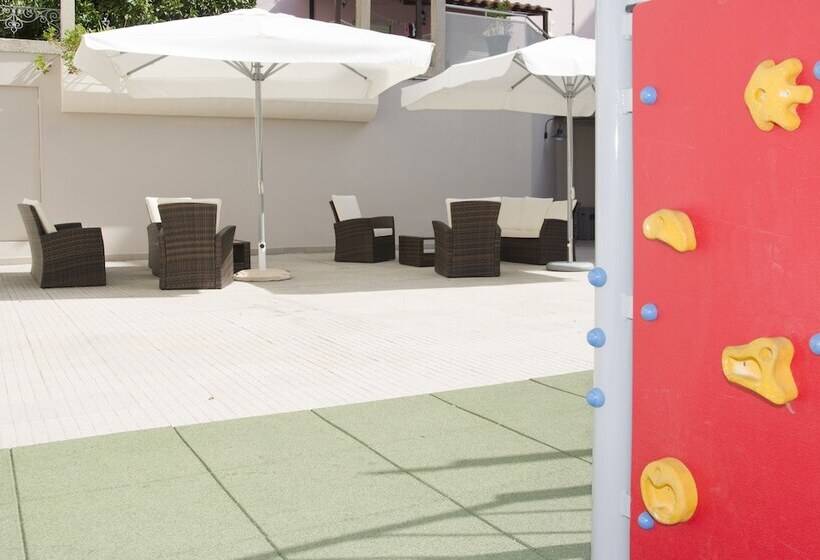 فندق Rainha D. Amelia, Arts & Leisure