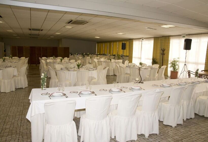 فندق Rainha D. Amelia, Arts & Leisure