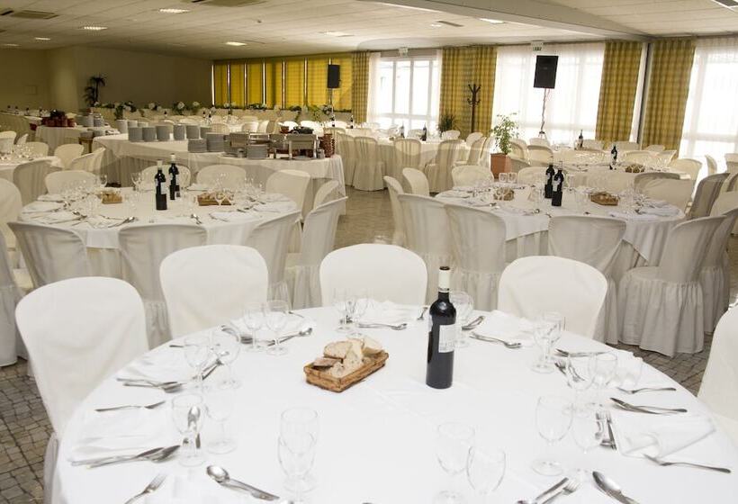 فندق Rainha D. Amelia, Arts & Leisure