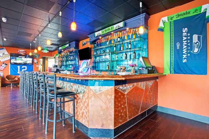 ホテル Ramada By Wyndham Tukwila Southcenter