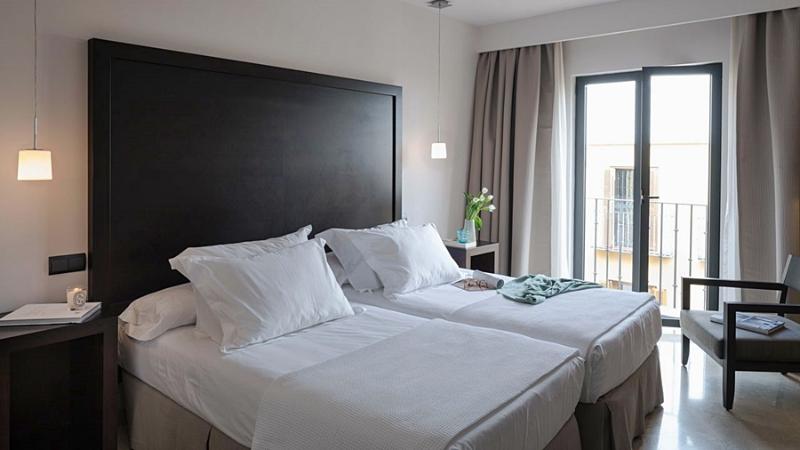 هتل Rey Alfonso X