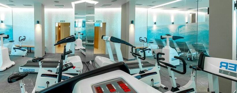 Отель Rh Vinaros Playa & Spa 4* Sup