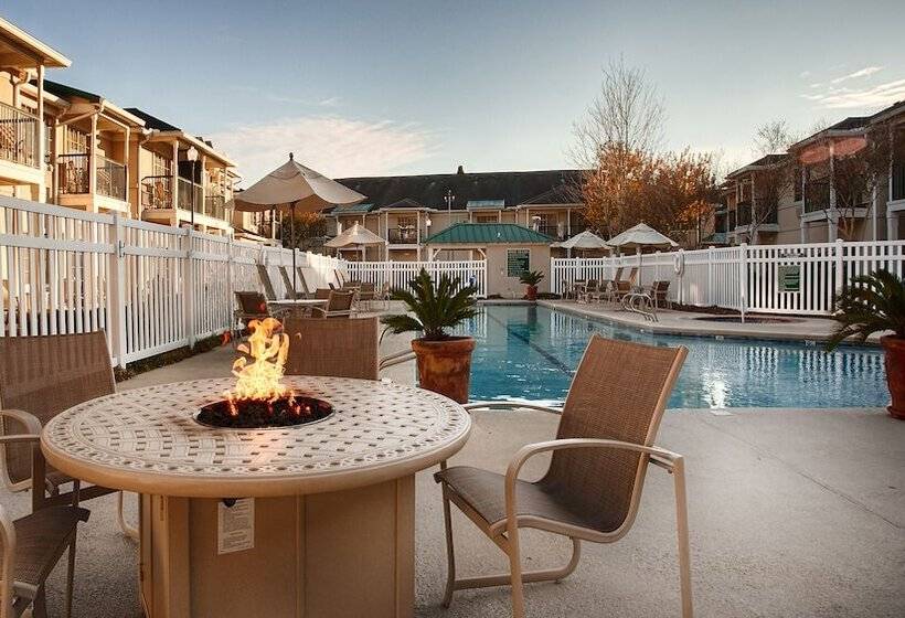 호텔 Richmond Inn & Suites Trademark Collection By Wyndham