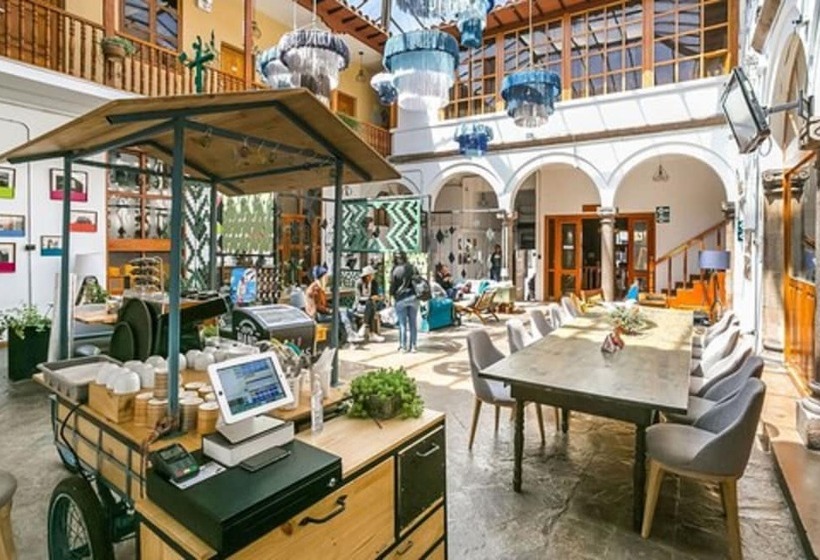 בית מלון כפרי Socialtel Plaza De Armas Cusco Formerly Selina Plaza De Armas Cusco