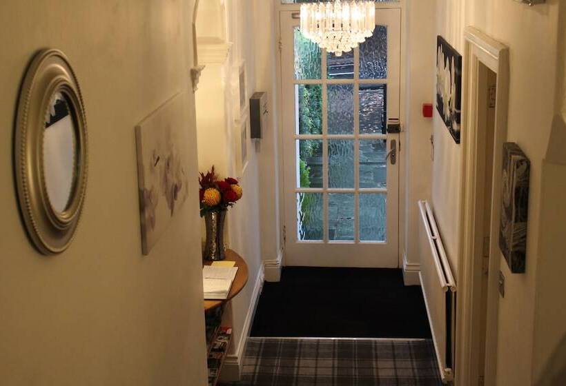 Отель St John S Lodge Incl Off Site Leisure Club