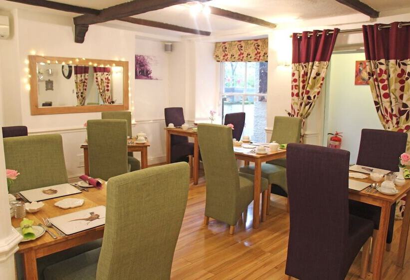 Отель St John S Lodge Incl Off Site Leisure Club